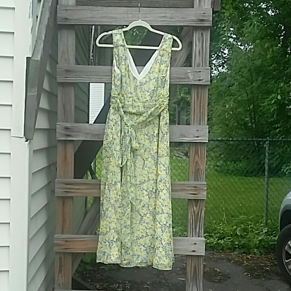 Liz Claiborne Dress - Picture 2 of 3